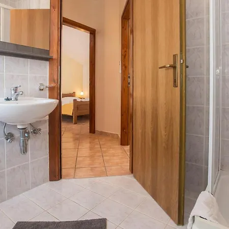 Lovely In With Wifi Apartment