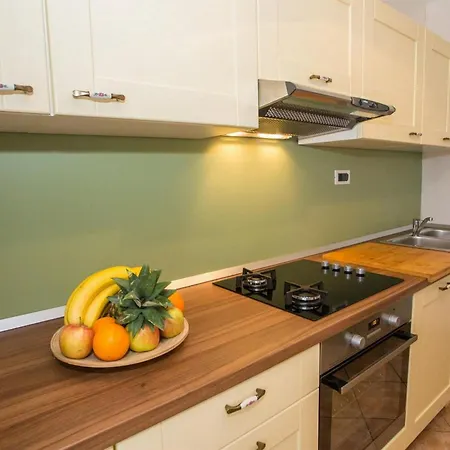 Lovely In With Wifi Apartment Porec