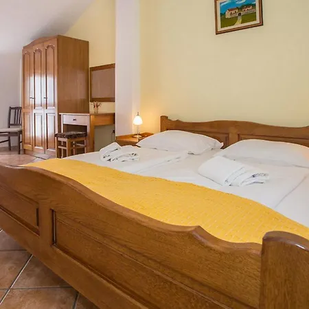 Daire Lovely In With Wifi Poreč